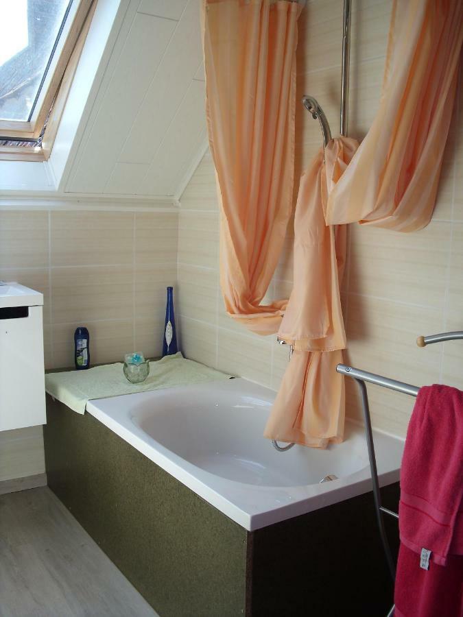 Ferme Lenfant Guest House Ville-Pommeroeul Bagian luar foto