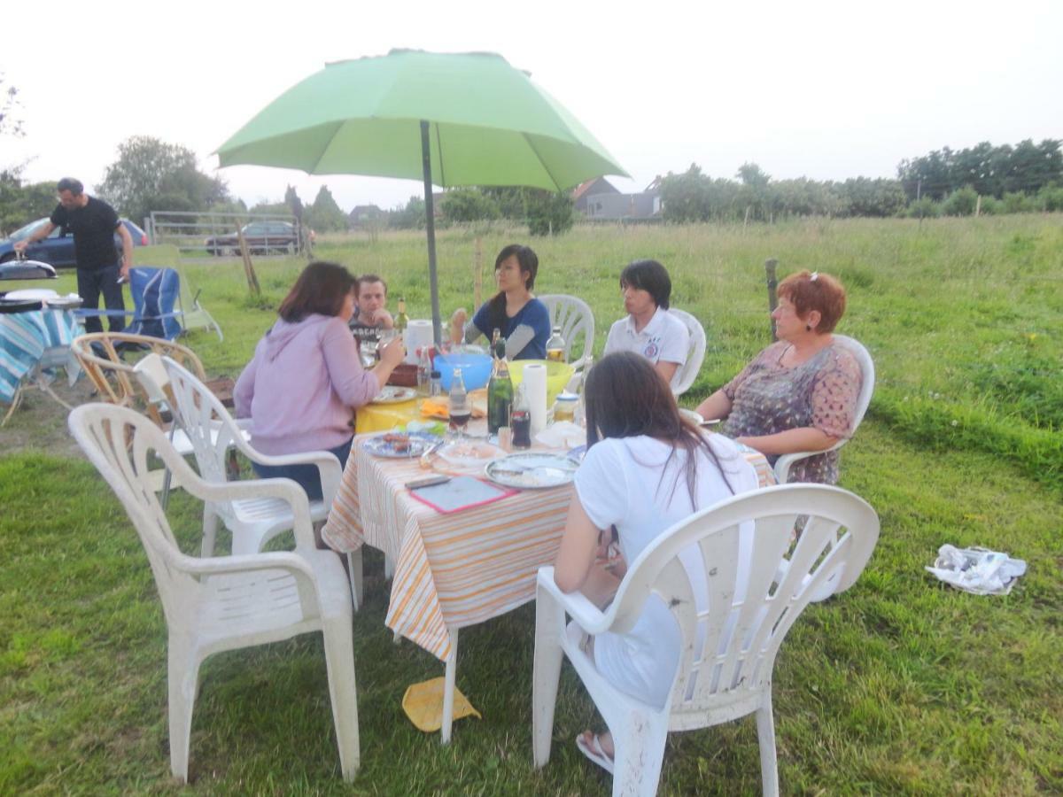 Ferme Lenfant Guest House Ville-Pommeroeul Bagian luar foto